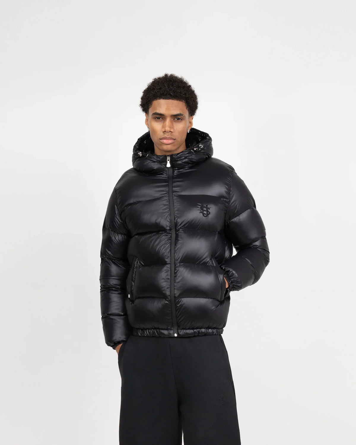 LOFFT Puffer 02 – Noir brillant